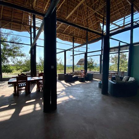 Enshama Game Lodge And Campsite Katunguru Exteriör bild